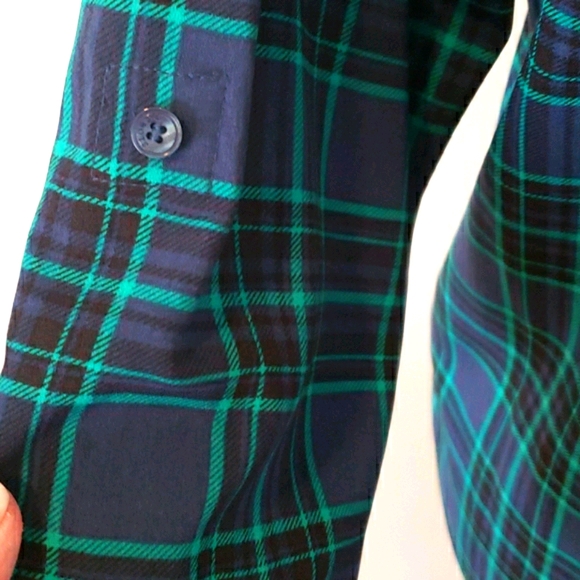TALBOTS NAVY & TEAL BUTTON DOWN BLOUSE, Me… - Picture 7 of 9